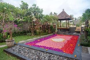 Huge Modern Balinese Home w/ Panoramic Rice Views! Villa in Tampaksiring