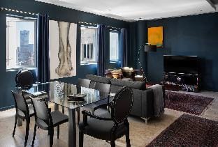 Stylish & Luxurious Unit 1602, The Franklin Jhb Apartment in Johannesburg