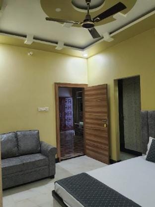 Shree Nanda  Guest House  Villa in Varanasi