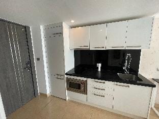 Centara Avenue & Suites  Apartment in Pattaya City