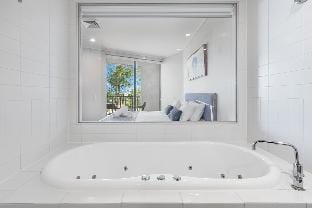 Luxury Salt Village 2 Bed Apartment! Vacation rental in Kingscliff
