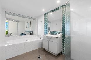 Luxury Salt Village 2 Bed Apartment! Vacation rental in Kingscliff