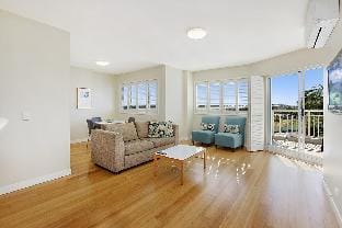 Quiet & Sunny 1 Bedroom w/ Spa Bath, WIFI, Netflix Vacation rental in Kingscliff