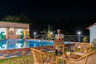 StayVista's Tree House at Sula Wada - Cozy Home with Vintage Charm, Swimming Pool, Indoor Activities Villa in Maharashtra