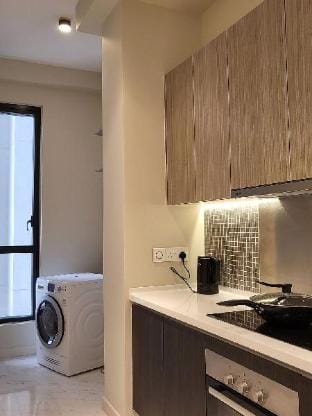 [RARE FIND Sky Infinity Pool] 4 pax, 2 Rooms Apartment in Johor Bahru