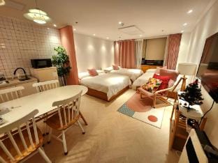 Sinchon Houses Vacation rental in Seoul