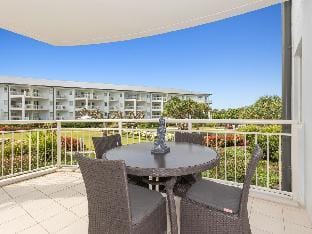 The Pool Resort Kingscliff - 1BR with Garden View (6116) Vacation rental in Kingscliff