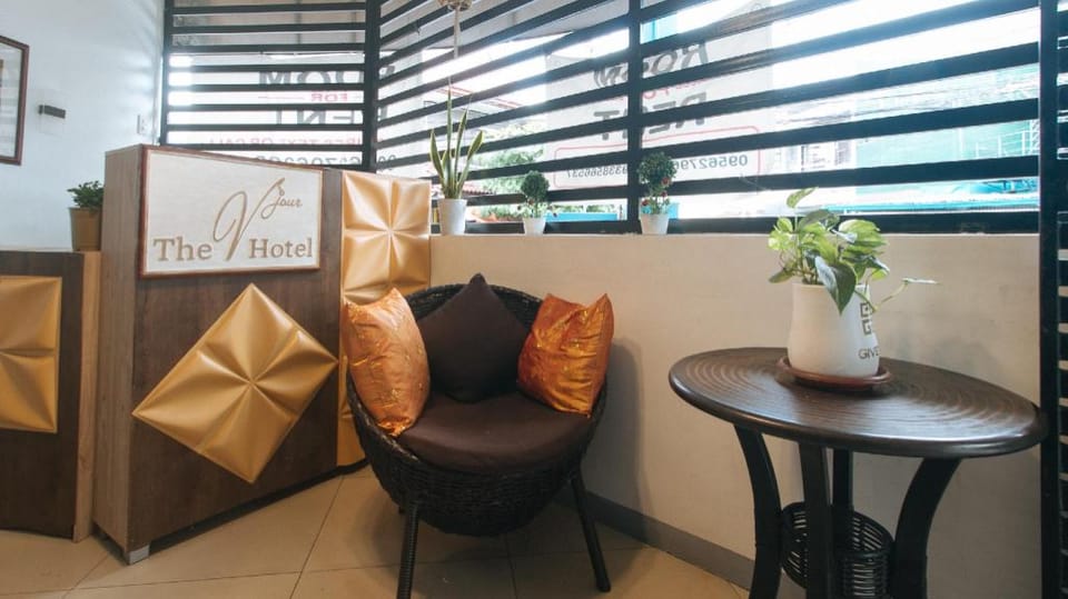 RedDoorz @ The Vjour Hotel Makati Hotel in Pasay