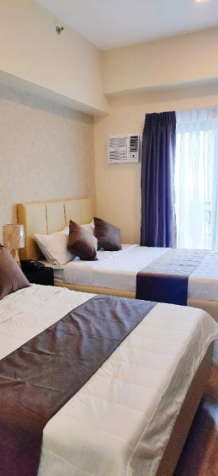 Grand Tower w/ Pool & Skydeck Apartment in Lapu-Lapu City