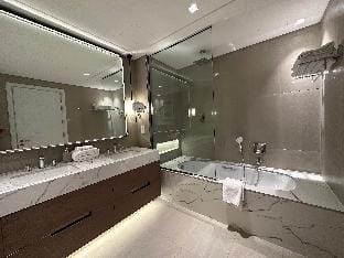 Address Beach Resort Residence Fujairah Apartment in Sharjah