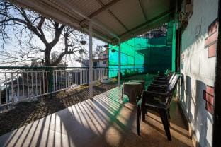 Oakwood Cottage Villa in Uttarakhand