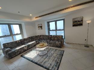 Lux BnB Princess Tower I  Palm & Ocean Views Apartment in Dubai