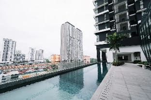 Pink Romance 3Room with InfinityPool @UrbanSuites Apartment in George Town