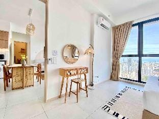 Urban Suites #Japanesehome #Infinitypool #3BR2Bath Vacation rental in George Town