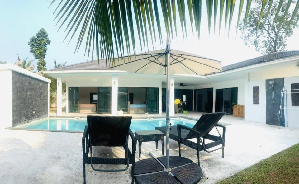 Maret Pool Villa Samui Hotel in Ko Samui