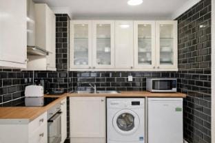 Extensively Roomy & Bright 1 Bedroom Apartment Apartment in City of Westminster