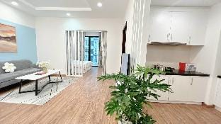 Modern*2br* Timecity  % 1 mins to vincom mega mall Apartment in Hanoi