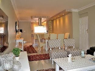 Beach Condo Apartment in Port Elizabeth