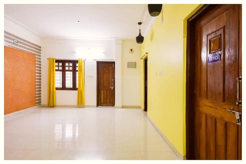 Goroomgo Mks Inn Bhubaneswar Hotel in Bhubaneswar