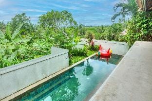 Family 3 Bedroom Villa near Tegenungan Water Falls Villa in Blahbatuh