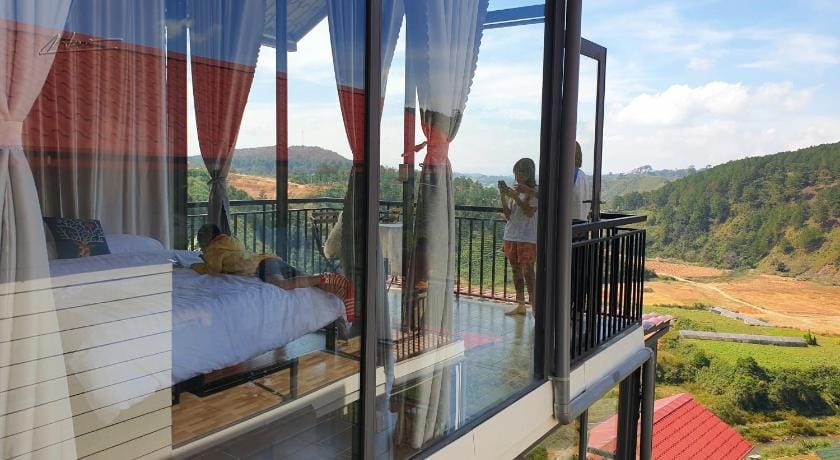 Tuyen Chien Home & Resort Hotel in Dalat