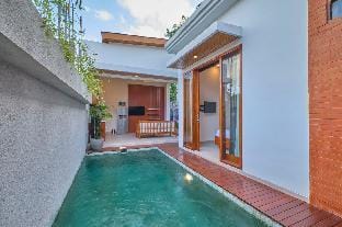 Stylish 2BRV 15 mins to Ubud Apartment in Sukawati