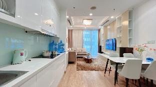 Căn Hộ Cao Cấp 02 Phòng Ngủ Vinhomes Times City Vacation rental in Laos