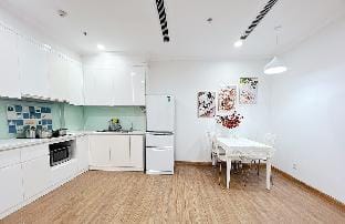 Luxury Apartment 02 Bedrooms in Vinhomes Time City Vacation rental in Laos