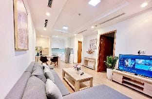 Luxury Apartment 02 BR in Vinhomes Times City Vacation rental in Laos