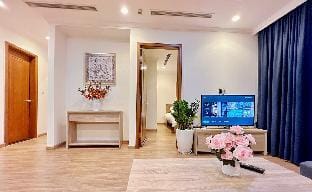 Luxury Apartment 02 BR in Vinhomes Times City Vacation rental in Laos
