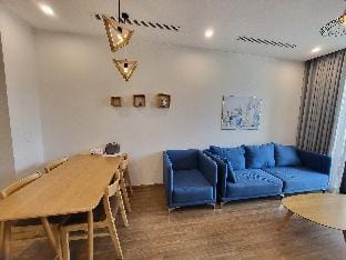 Vinhomes Skylake 2BR next to Keangnam Apartment in Laos