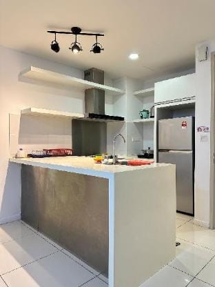 KK SUTERA AVENUE WT POOL OPP IMAGO 2BR 6-7pax 【18】 Apartment in Kota Kinabalu