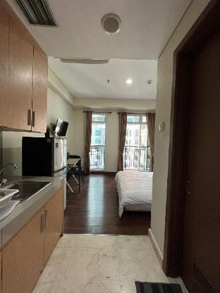 West Jakarta Gem. Modern Studio at Puri Orchard Vacation rental in Jakarta