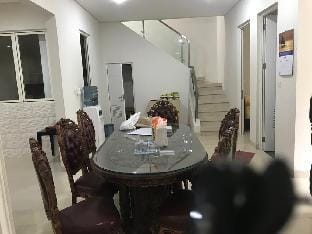SukaStay Sentul City Vacation rental in West Java