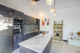 Villa Adels 3 bedrooms Seminyak Villa in Kuta
