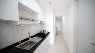 Homey 3BR Grand Sungkono Lagoon Apt By Travelio Apartment in Surabaya