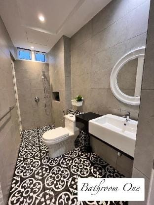 [NEW] 3BR/8-10PAX : PEARL HILL42, Tanjung Bunga Vacation rental in Tanjung Bungah