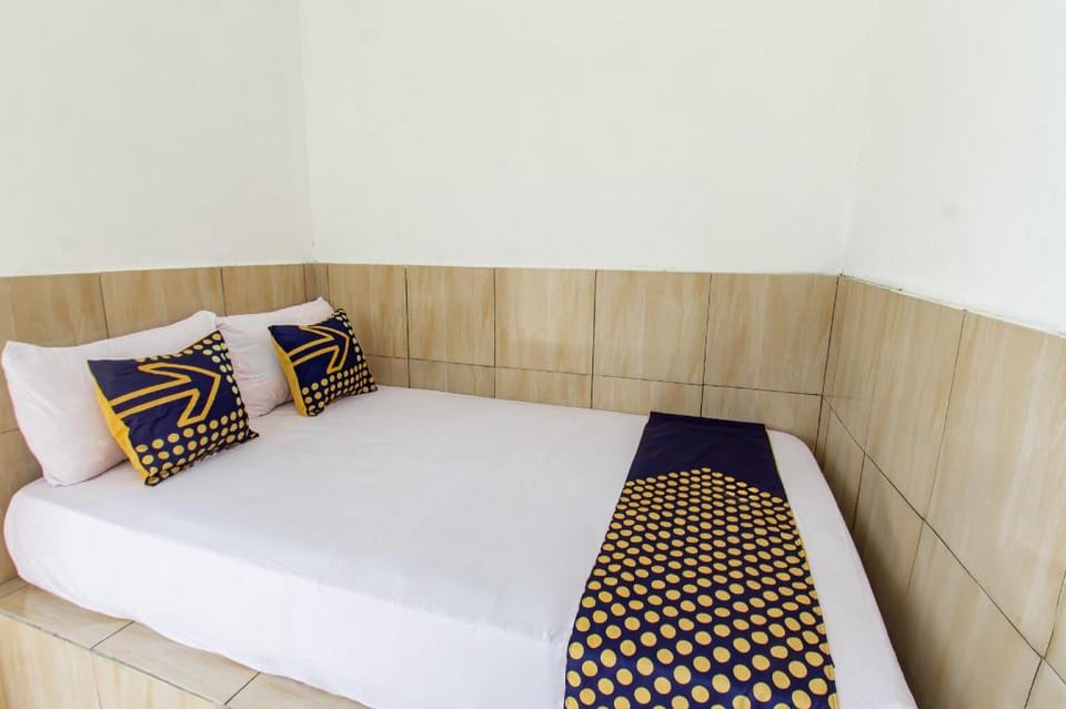 Hotel O Penginapan Mekar Sari Near PT. Lombok Menara Energygas Hotel in West Nusa Tenggara, Indonesia