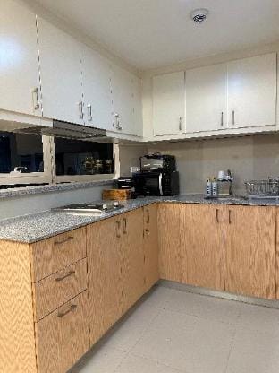Urban 2BR Elegance: Your City Escape in BGC! Apartment in Makati