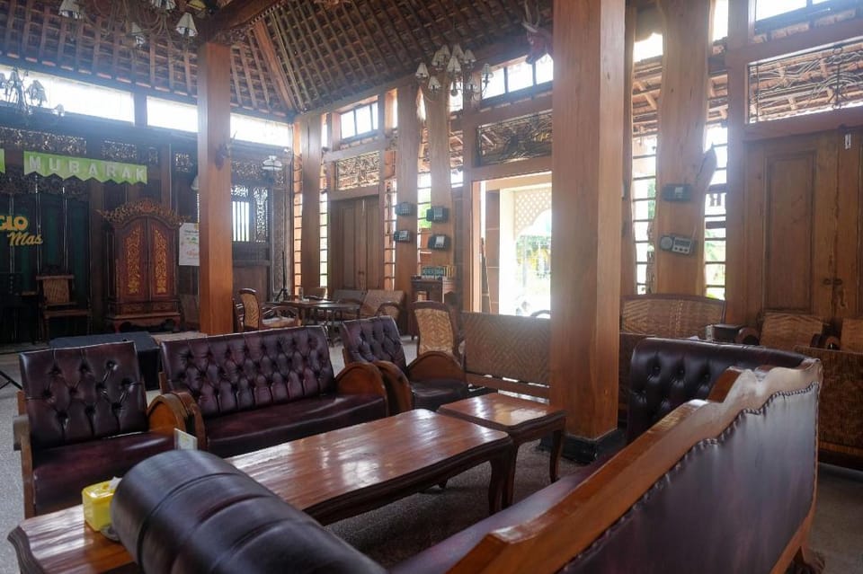 RedDoorz @ Gentan Raya by Joglomas Hotel in Special Region of Yogyakarta