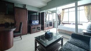 Homey 1BR at Aryaduta Residence Apt By Travelio Apartment in Surabaya