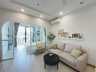 Vinhomes Times City 1Br - Lake View Apartment in Hanoi
