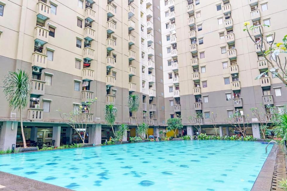 Hotel O Apartemen Gateway Cicadas By Inpro Ii Hotel in Bandung