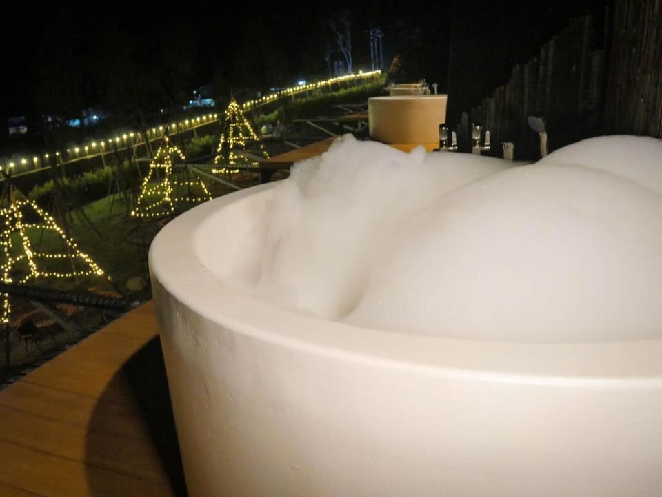 Kid Tung Khao Resort Hotel in Laos