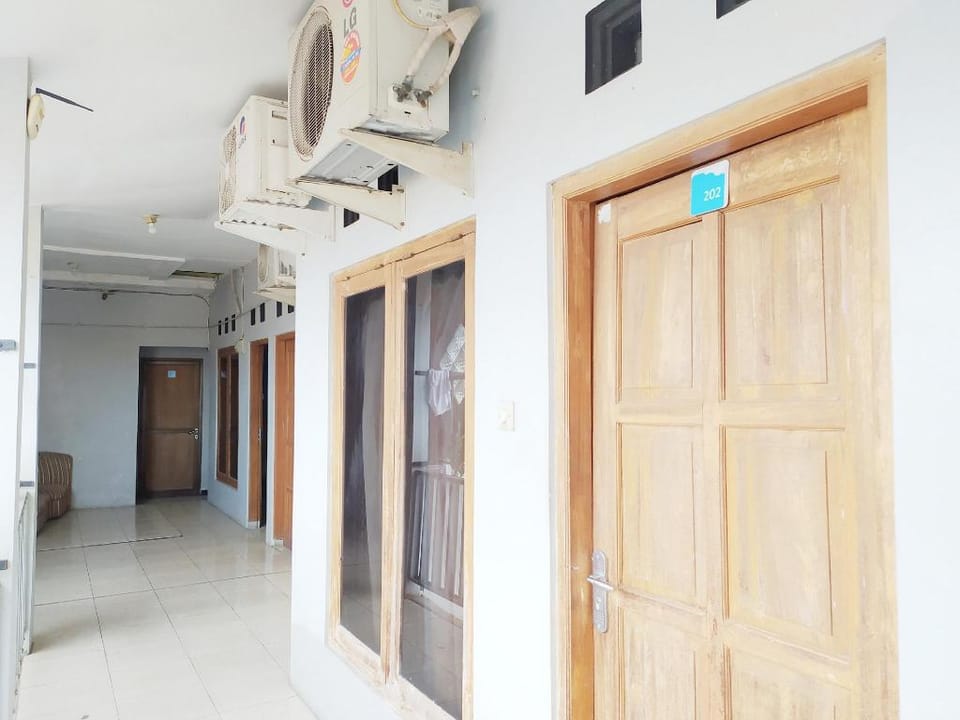 RedDoorz @ DeAmartaLoka Colomadu Solo Hotel in Special Region of Yogyakarta
