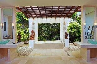 Royal 3 BR With Pool Villa Seminyak NE69A Villa in Kuta