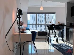 Cozy Studio in Bay Central, Dubai Marina Vacation rental in Dubai