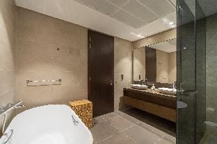 Tranquil 2BR Haven in the Heart of Dubai Marina Apartment in Dubai