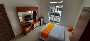 Palagan Guesthouse by Nusalink Vacation rental in Special Region of Yogyakarta
