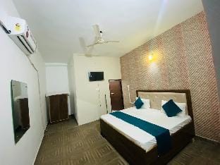 King Palace Vacation rental in Agra